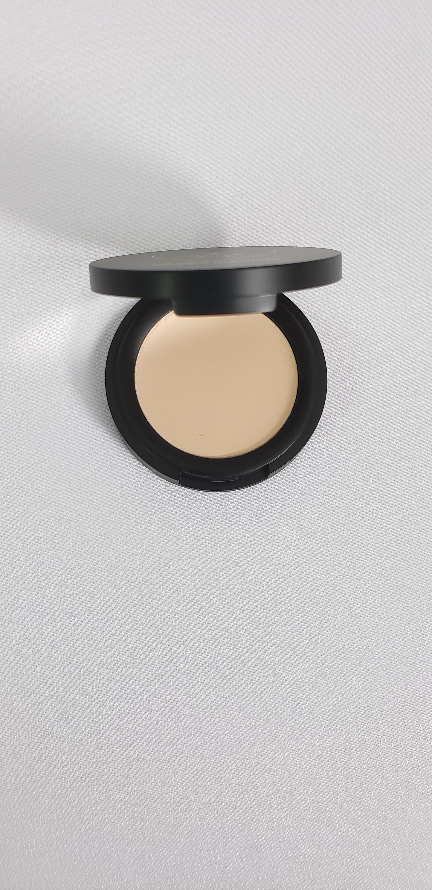 Natural Organic Concealer (Wt 1.1 oz)